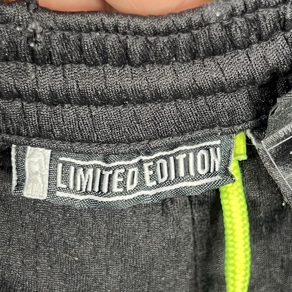 OKC Thunder Adidas NBA Basketball Shorts Black Neon Green Medium Limited Edition - Picture 10 of 12